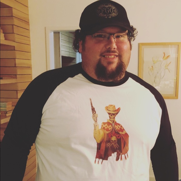 Meet your Posher, Troi - Picture 1 of 8